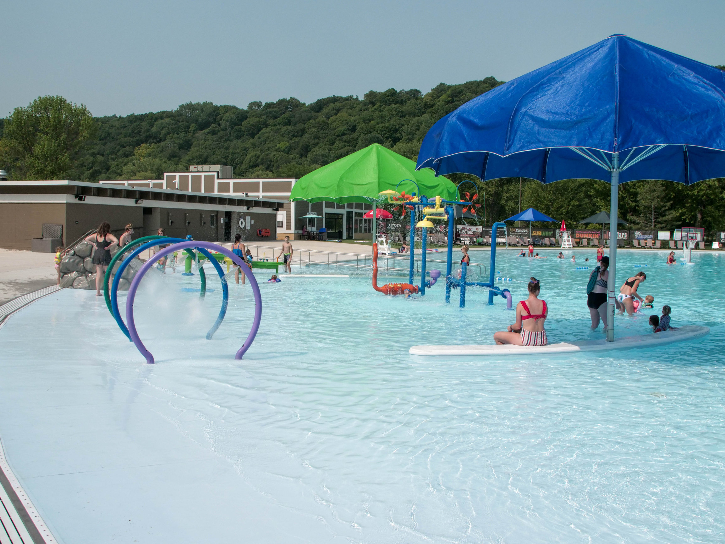 North Arundel Aquatic Center 96 - 7gzxoql